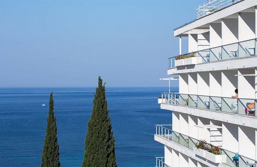 Astarea 2 Hotel Mlini Exterior foto