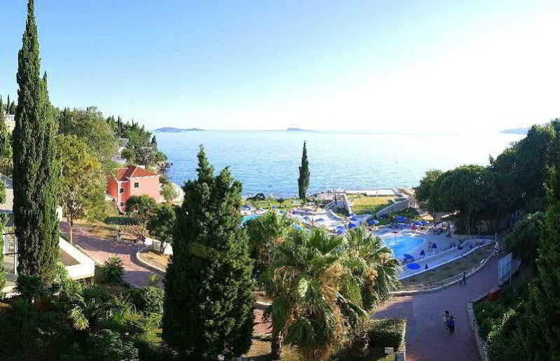 Astarea 2 Hotel Mlini Exterior foto